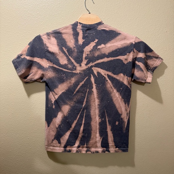 Men’s NO TAG (Large?) NFL Denver Broncos Gray Bleached Up Upcycled Tie Dye Shirt - Picture 6 of 7